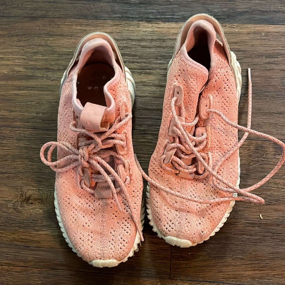 Adidas pink runners. Women’s size 5